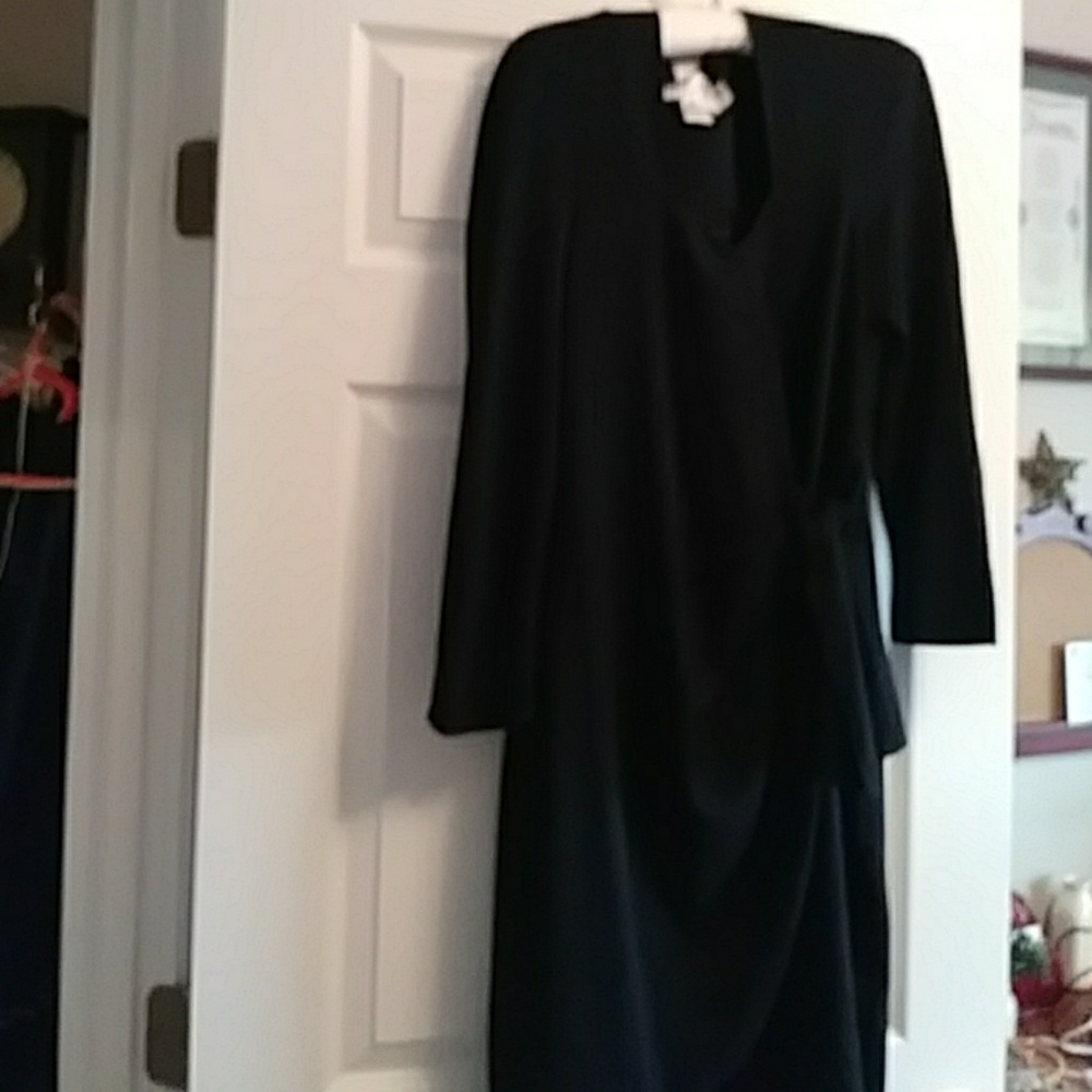 Bichon black dress